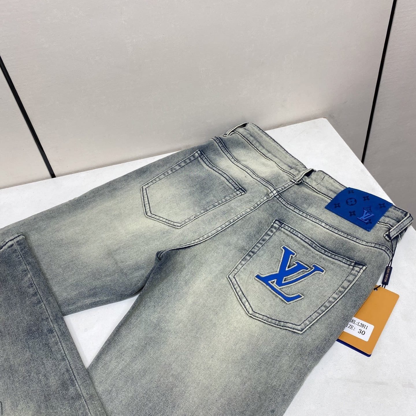 Lv &Gucci original 100% thumbnail