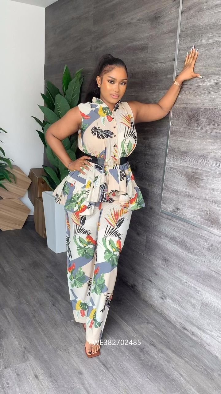 Women dresses thumbnail