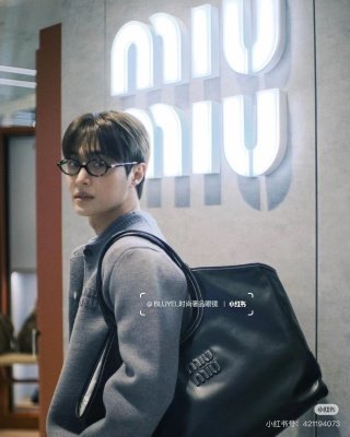 Luxury Design original 100% thumbnail