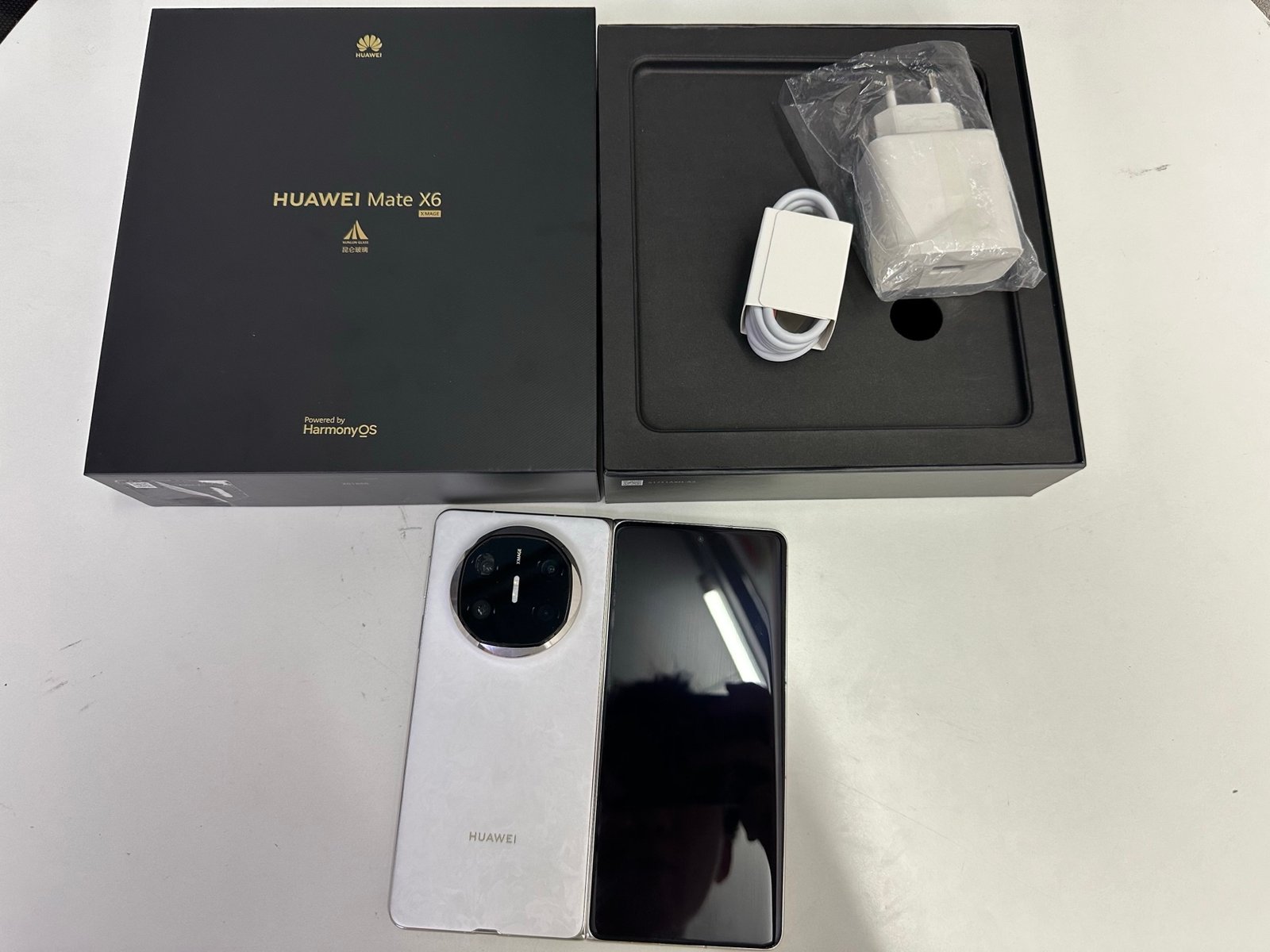 Huawei Mate X6 💰12+256g thumbnail