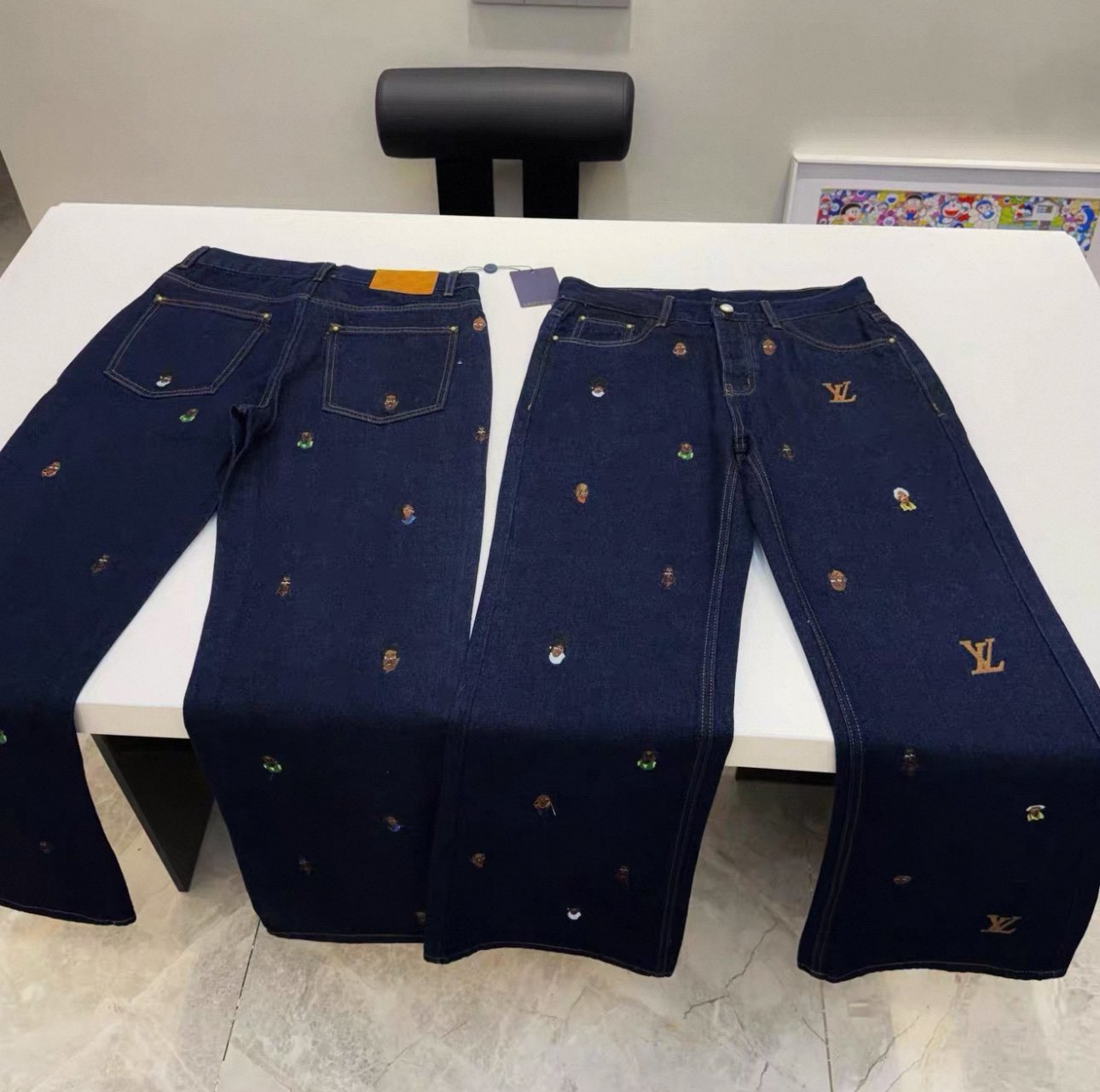 Luxury Design Lv Jeans original 100% thumbnail