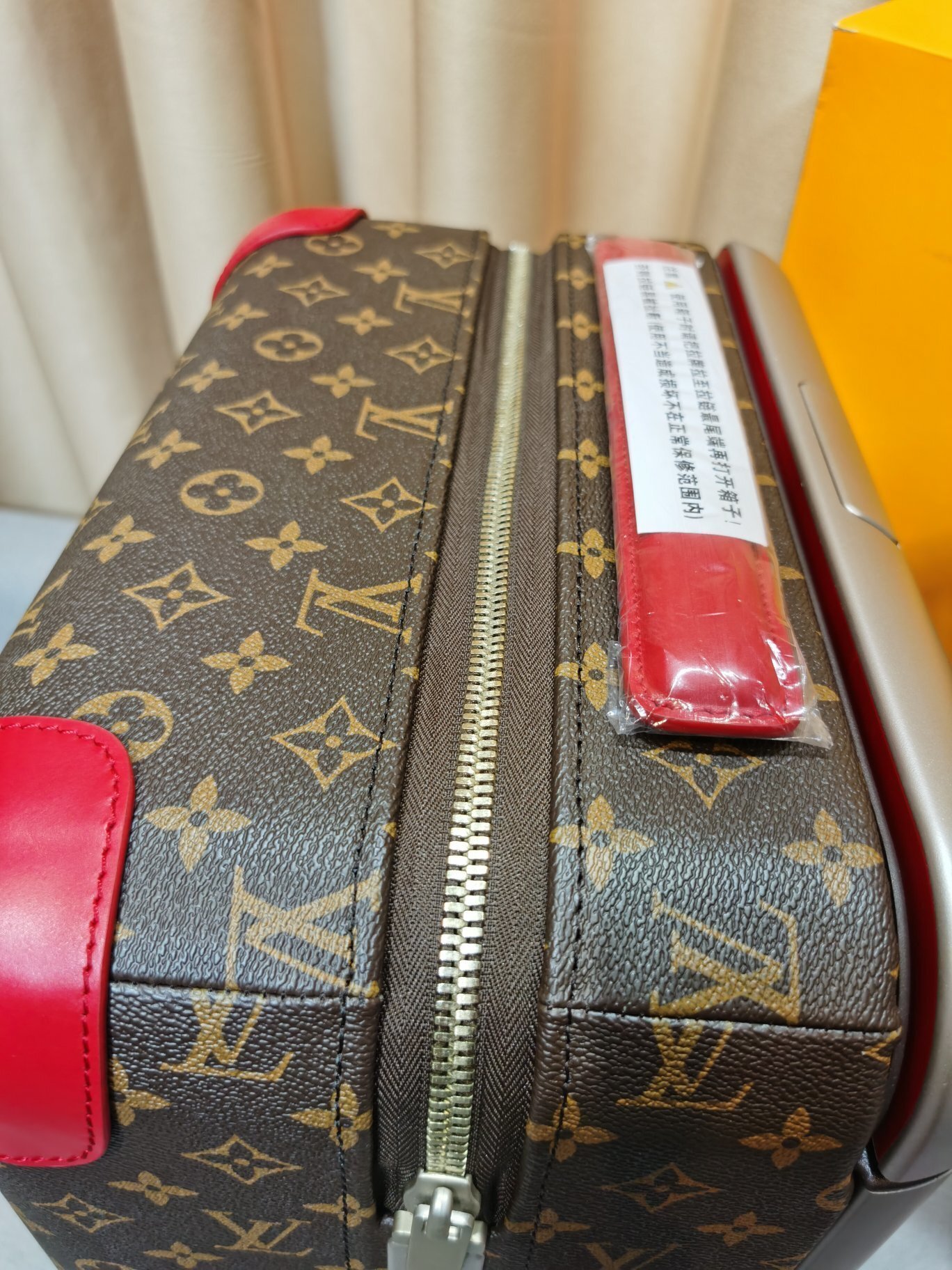 Louis Vuitton Horizon 55 rolling suitcase 100% original thumbnail