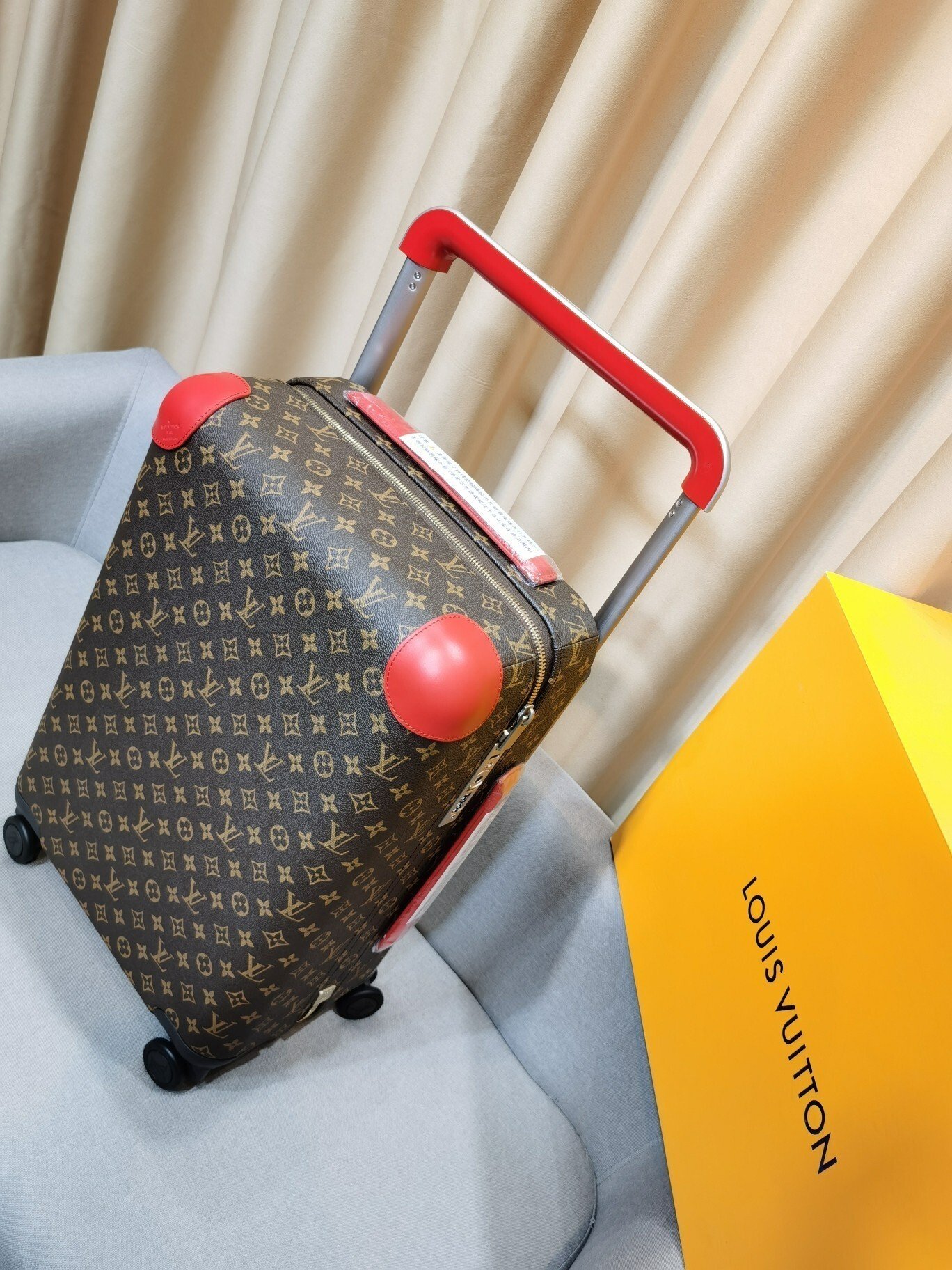 Louis Vuitton Horizon 55 rolling suitcase 100% original thumbnail