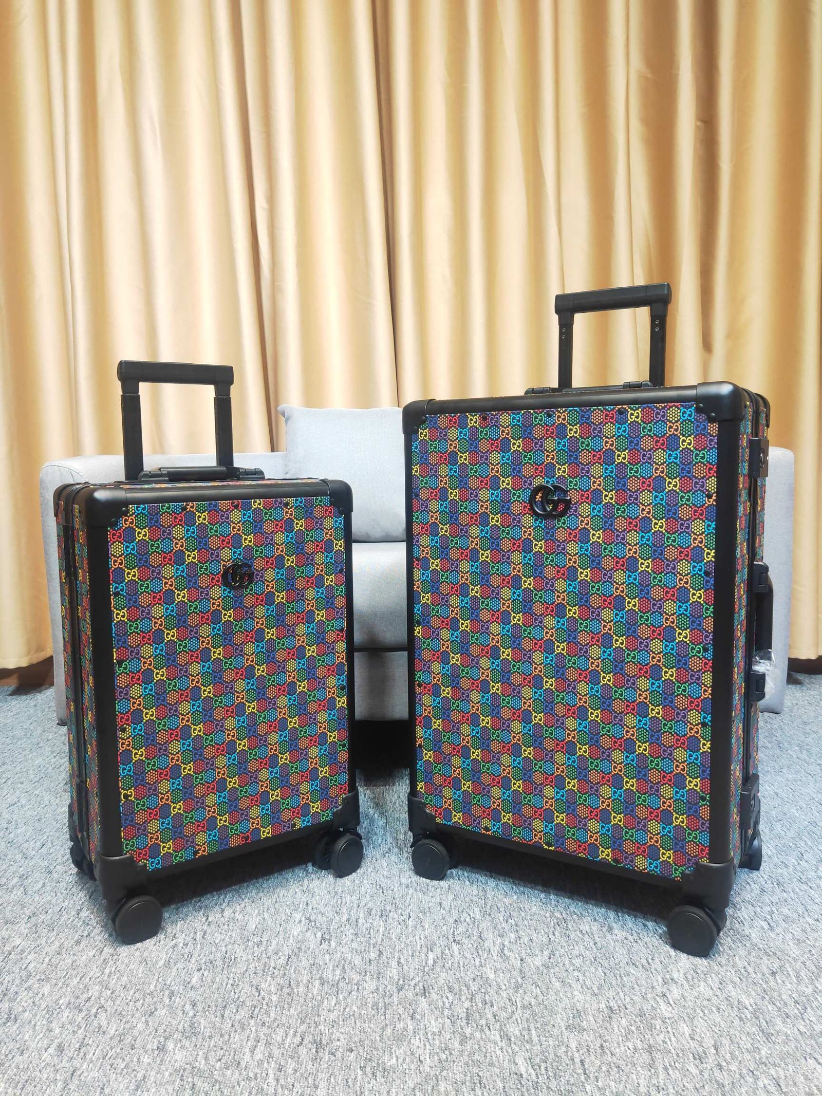 Gucci GG Psychedelic Globe-Trotter suitcase 100% original thumbnail