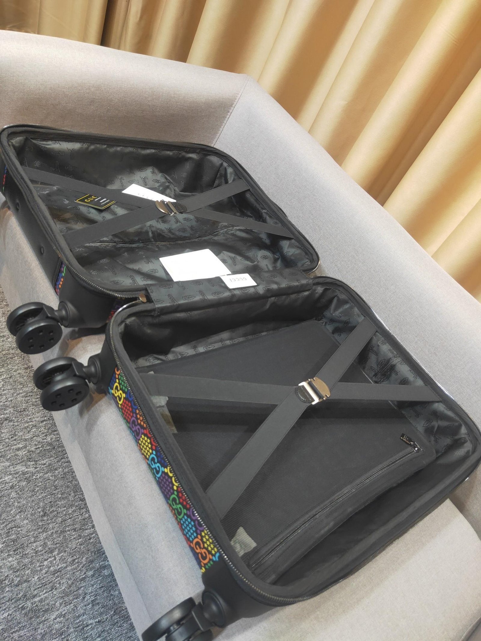 Gucci x Globe-Trotter GG Psychedelic Carry-On Suitcase 100% original thumbnail