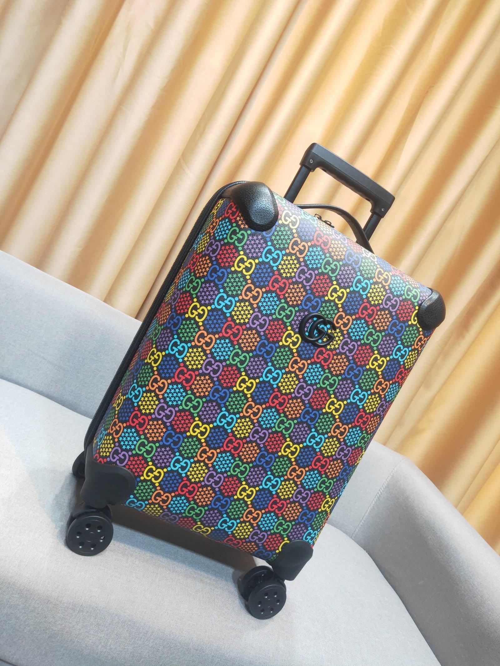 Gucci x Globe-Trotter GG Psychedelic Carry-On Suitcase 100% original thumbnail