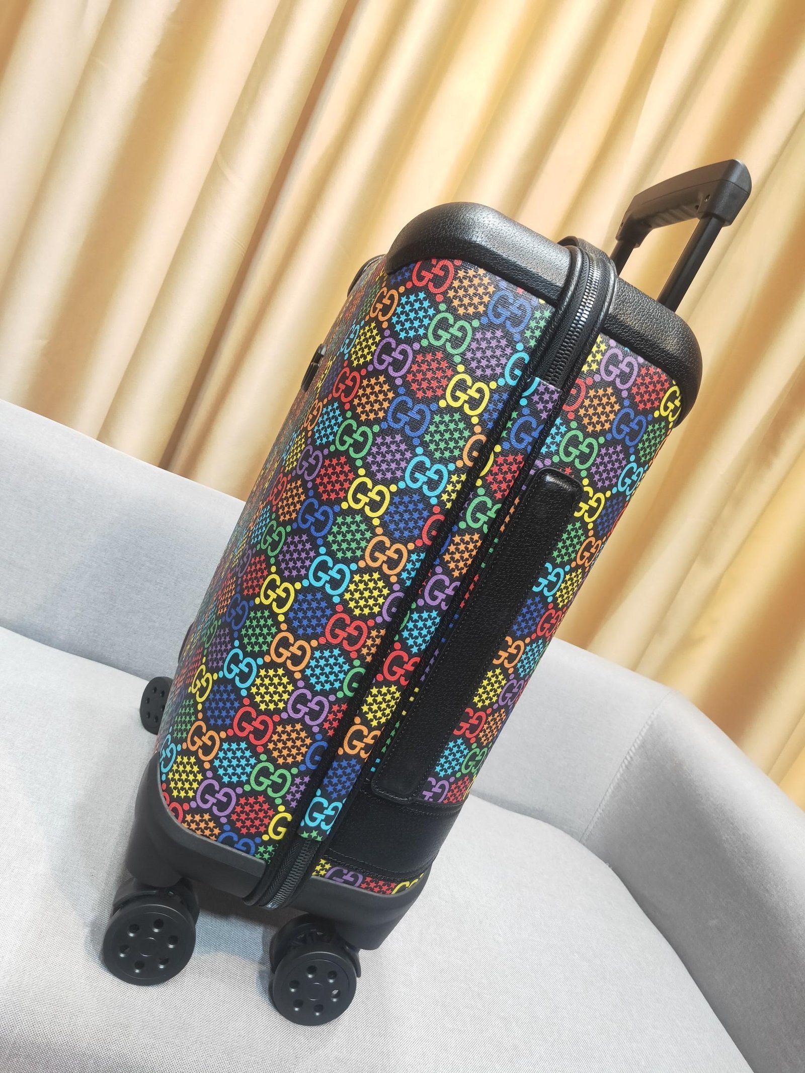 Gucci x Globe-Trotter GG Psychedelic Carry-On Suitcase 100% original thumbnail