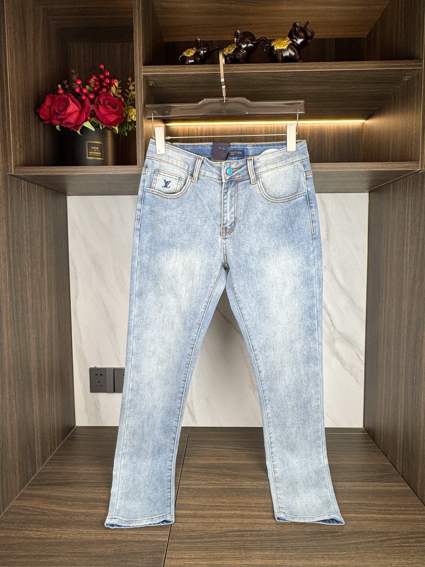 Louis Vuitton Jeans assorted thumbnail