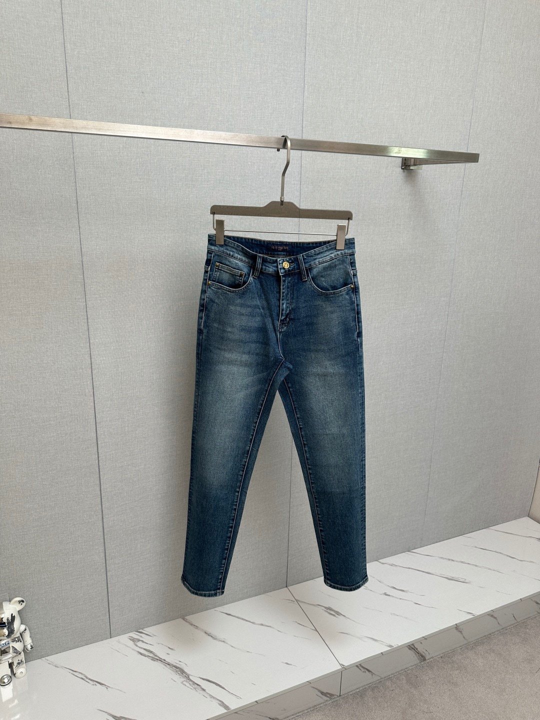 Louis Vuitton Jeans assorted