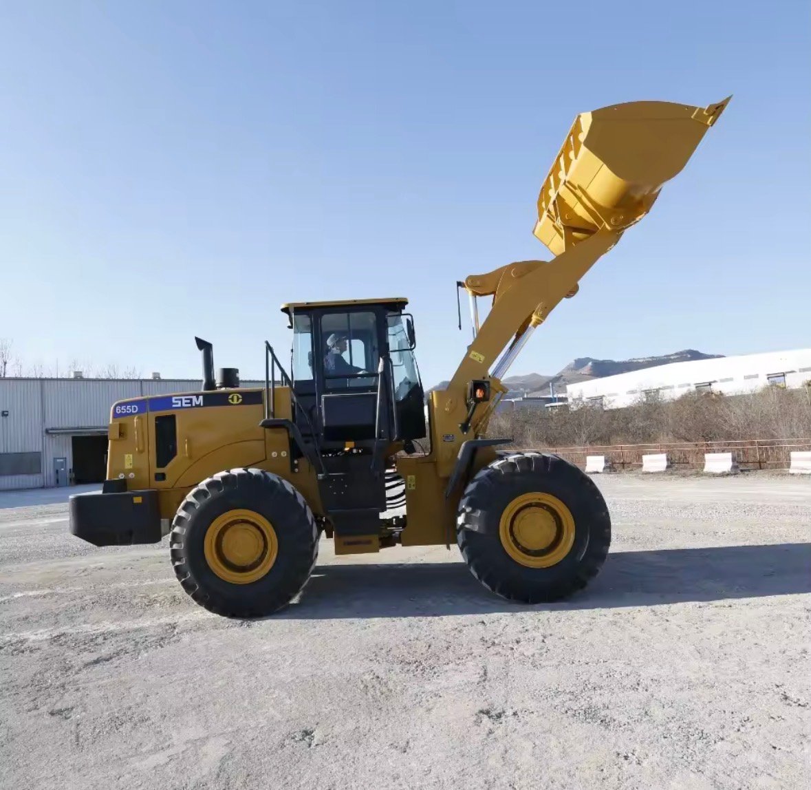 SEM 655D 5 Ton Wheel Loader Powerful Engine Loading Machine thumbnail
