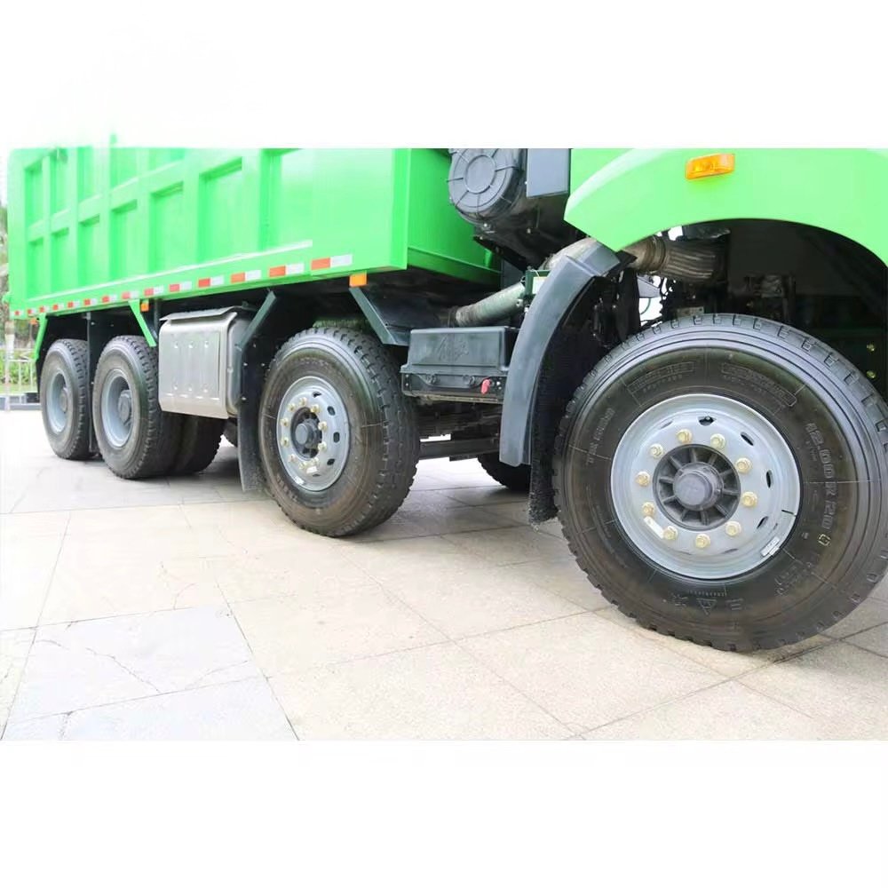 Faw J6P 420hp 8x4 Left Steering Euro 5 Tipper Truck for Construction thumbnail
