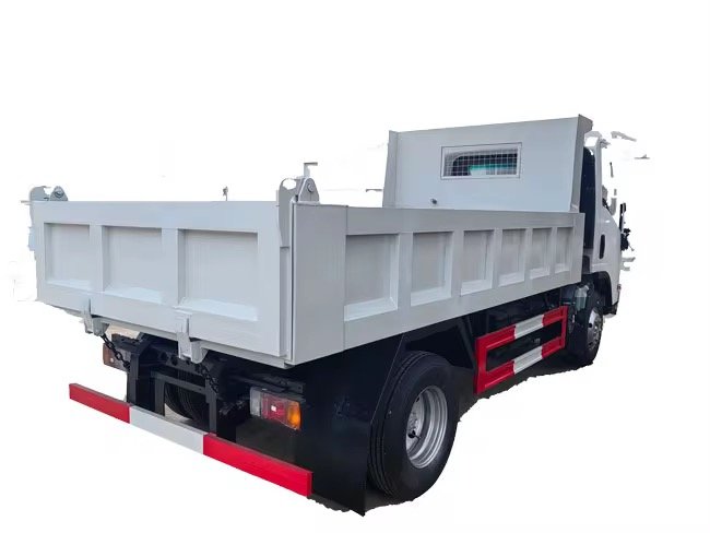 ISUZU 4x2 5000 CBM Dump Truck With Lift Function thumbnail