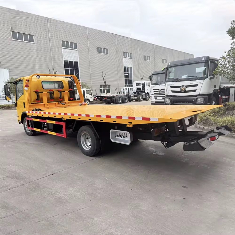 ISUZU 4x2 10T Flatbed Tow Truck 10 Ton Hydraulic Wrecker Truck Euro 5 Engine Heavy Duty