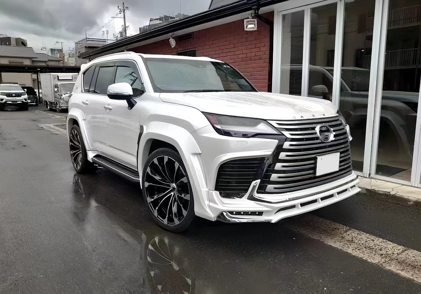 LX600 Wide Body With Large Surround, Front Lip, Rear Lip, Eyebrows, Tail, Leaf Plate thumbnail