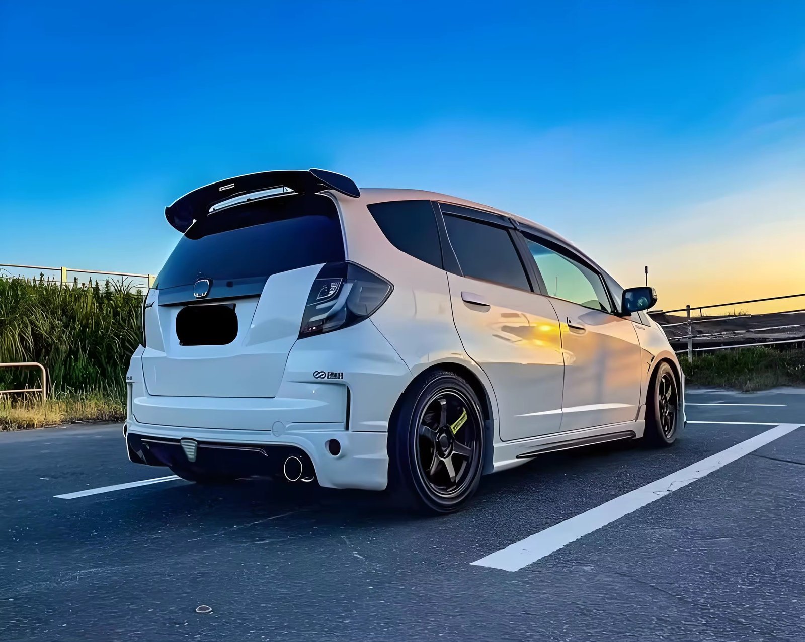 Body Kit Front Bumper Rear Bumper Side Skirts For Honda Fit Jazz 2008 2009 2010 2011 2012 2013 Full Exterior Set thumbnail