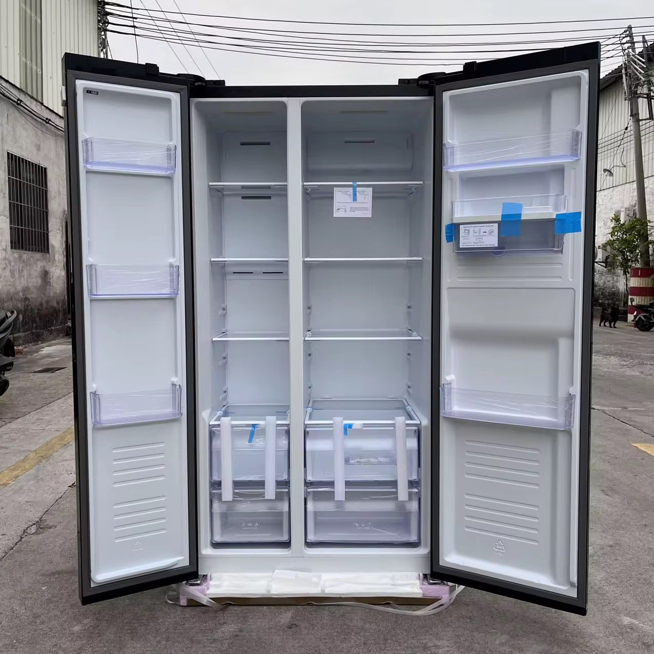 Double Door Side by Side Fridge 578L Black Tempered Glass Door thumbnail