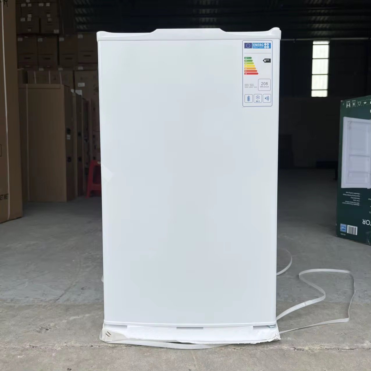 Single Door Fridge With Freezer Box on Top