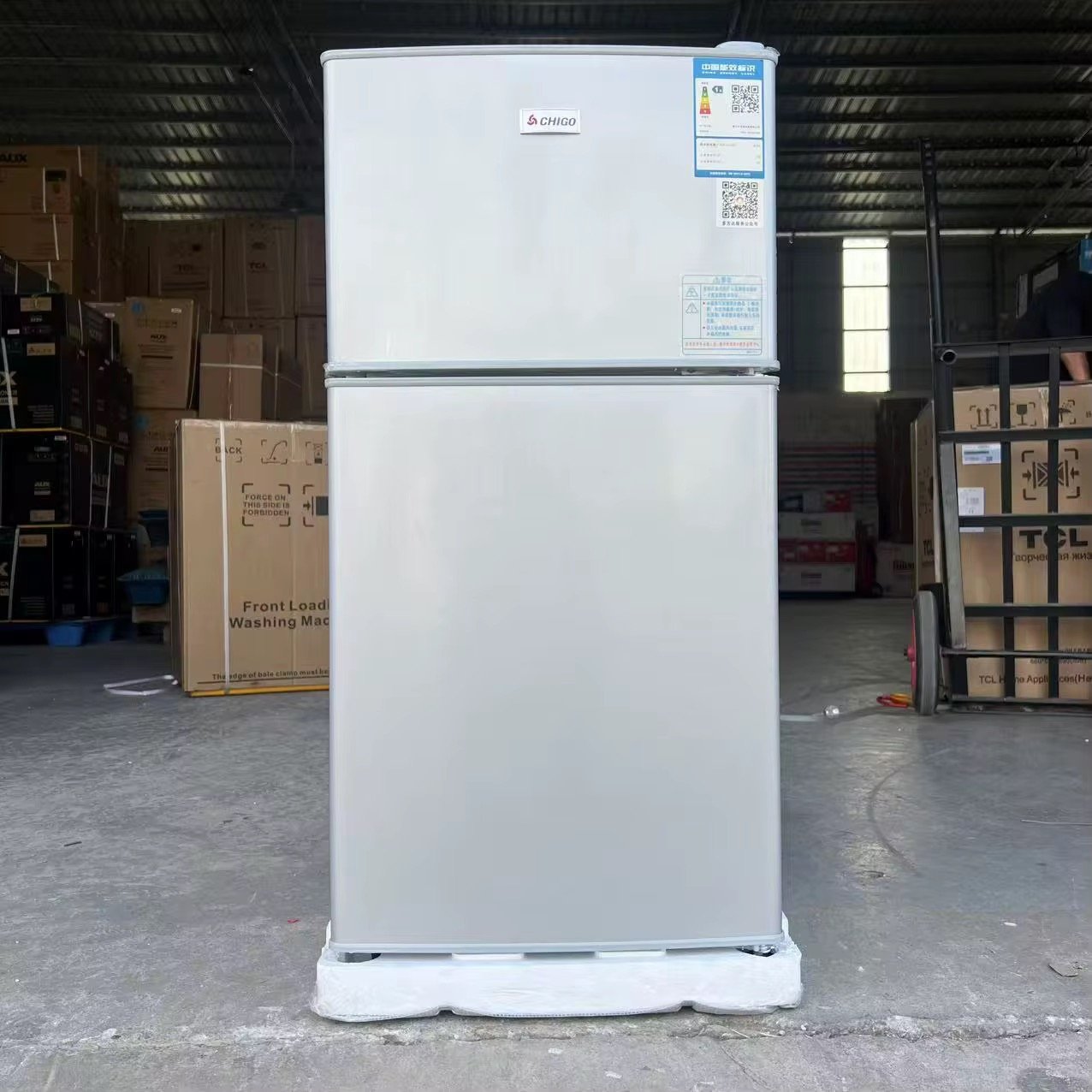 Chigo Double Door Fridge Mini Bar 98L