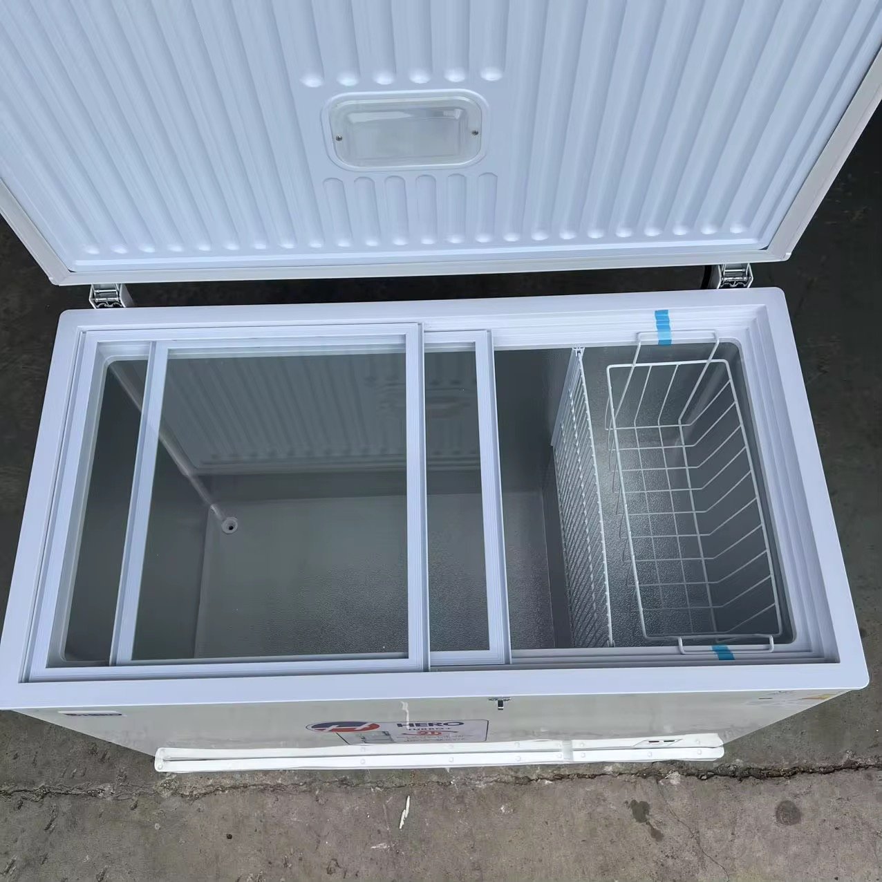 Chest Freezer 320L Iraq Leading Brand Hero thumbnail